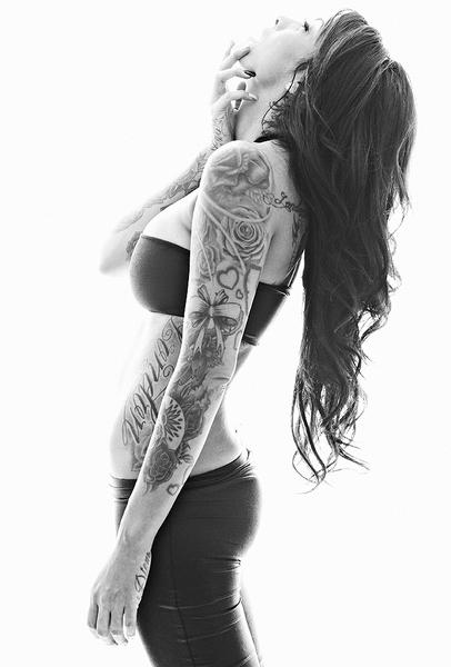 Tattooed Girls (24)