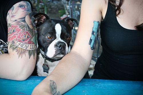Tattooed People with Puppies (86)