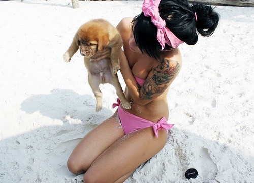 Tattooed People with Puppies (71)