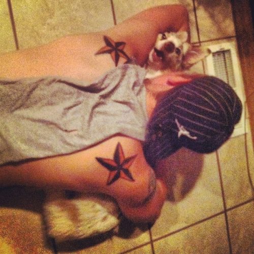 Tattooed People with Puppies (58)