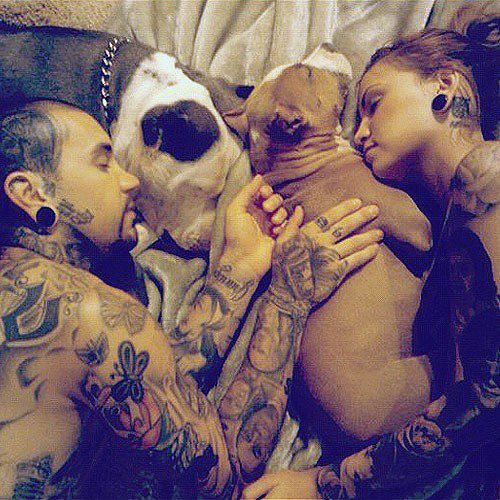 Tattooed People with Puppies (50)