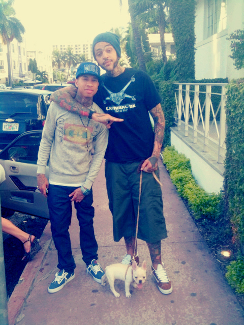 Tattooed People with Puppies (18)