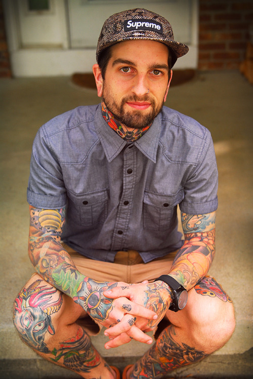 70 Fotos de homens tatuados e modificados (27)