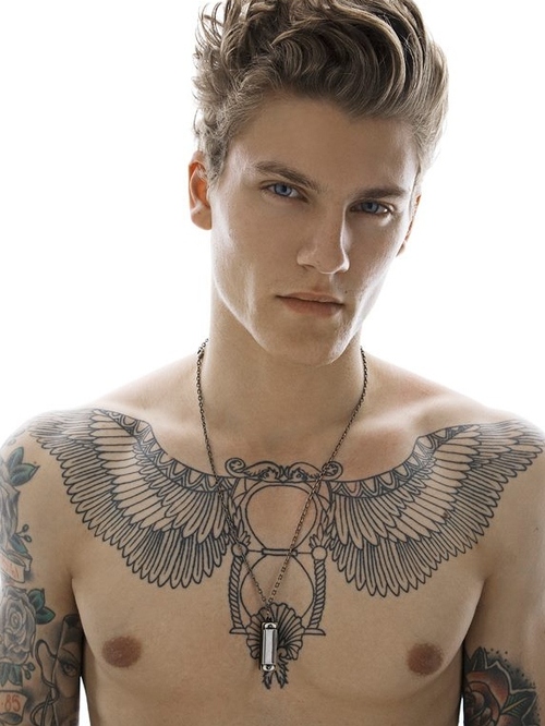 70 Fotos de homens tatuados e modificados (25)
