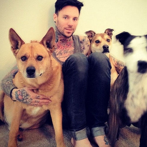 70 Fotos de homens tatuados e modificados (12)