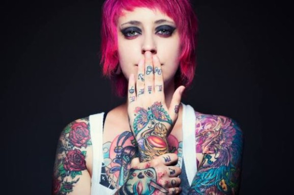 70 Fotos de lindas mulheres tatuadas (54)