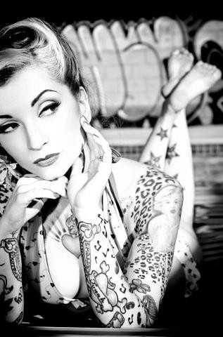 70 Fotos de lindas mulheres tatuadas (53)