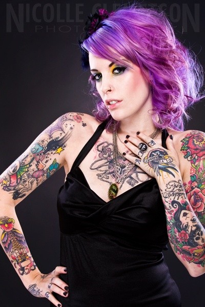 70 Fotos de lindas mulheres tatuadas (45)