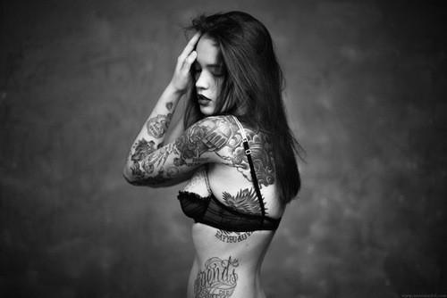 70 Fotos de lindas mulheres tatuadas (34)