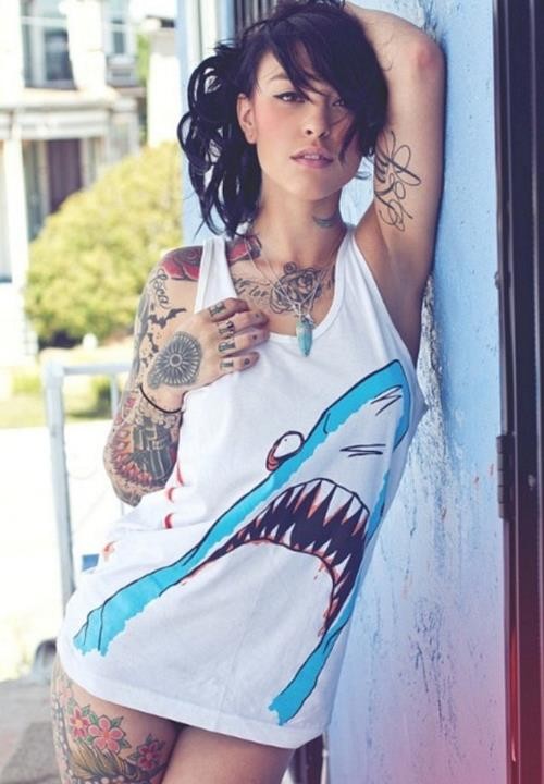 70 Fotos de lindas mulheres tatuadas (25)