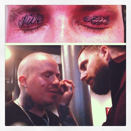 Tatuagem nas palpebras (1)