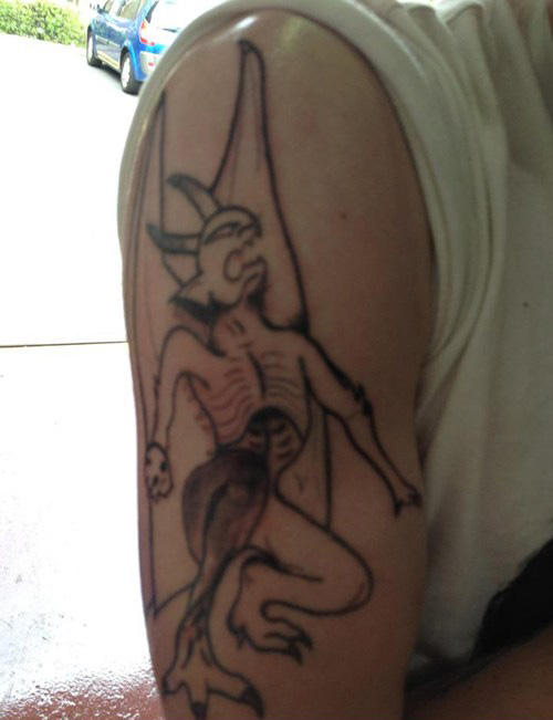 Péssimas tatuagens (2)