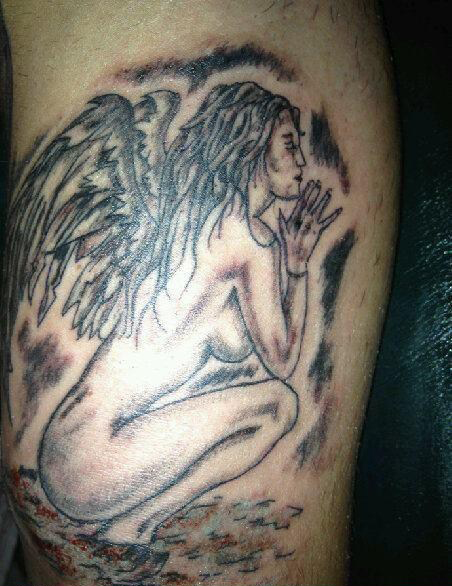 20 Tatuagens de pessoas azaradas (13)