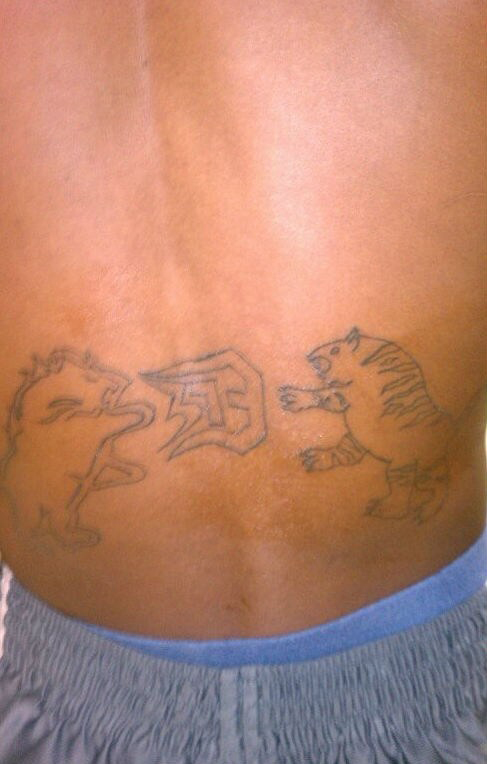 20 Tatuagens de pessoas azaradas (6)