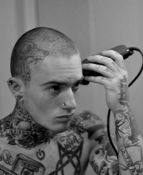 Fotos de homens muito tatuados (51)
