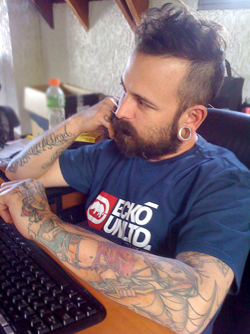 Fotos de homens muito tatuados (48)