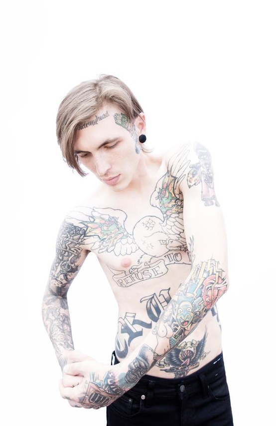 Homem Tatuado-Bradley Soileau 04