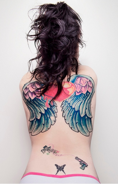 Fotos de tatuagens de asas 04