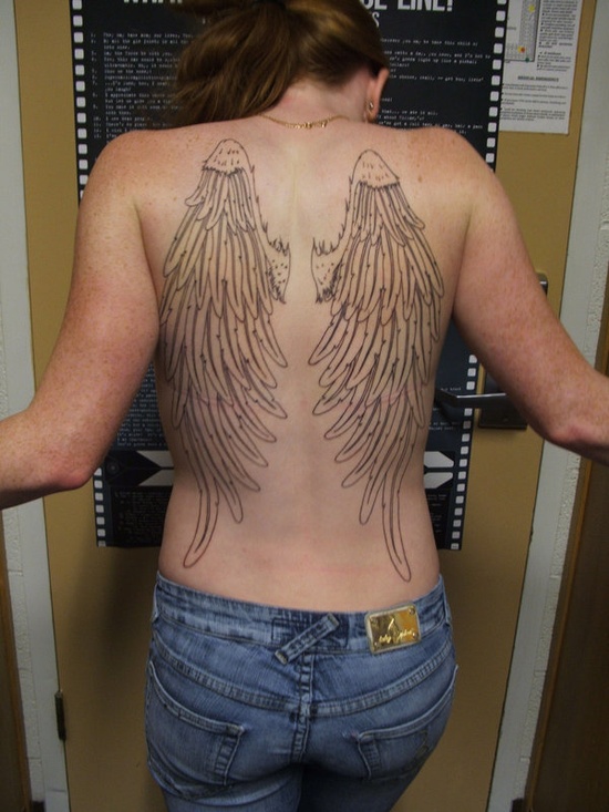 Fotos de tatuagens de asas 31