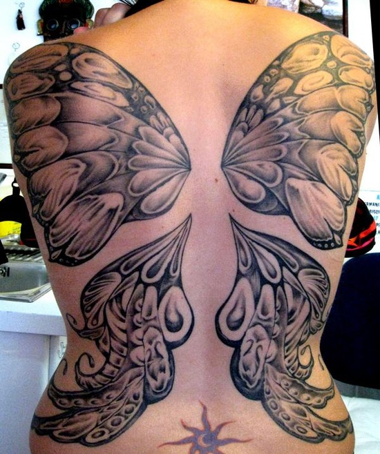 Fotos de tatuagens de asas 38