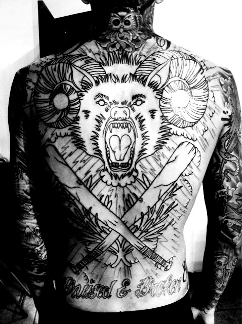 Tatuagem-nas-costas-05