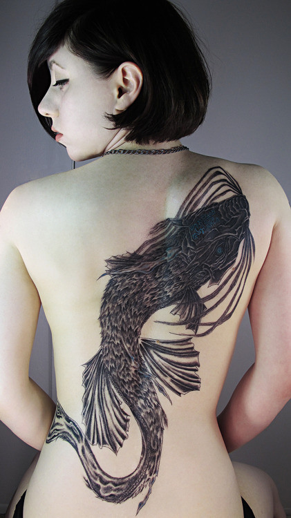 Tatuagem-nas-costas-47