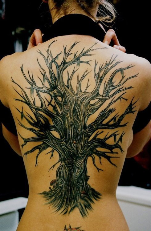 Tatuagem-nas-costas-48