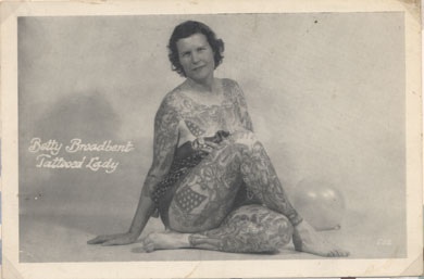 Damas tatuadas Betty Broadbent 15