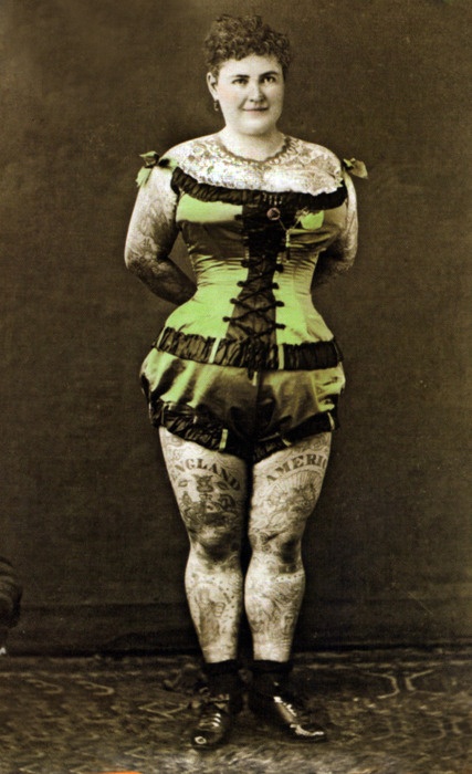 Emma DeBurg 01