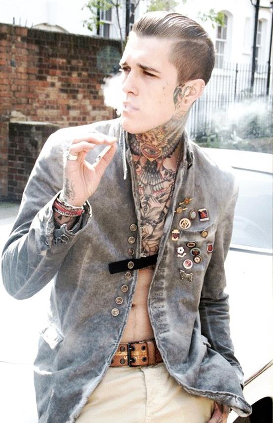 Homem tatuado Jimmy Q 01