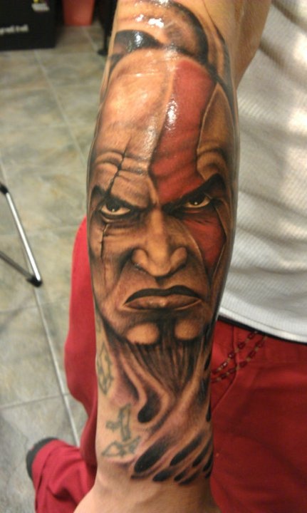 Tatuagens de Kratos do God Of War 11