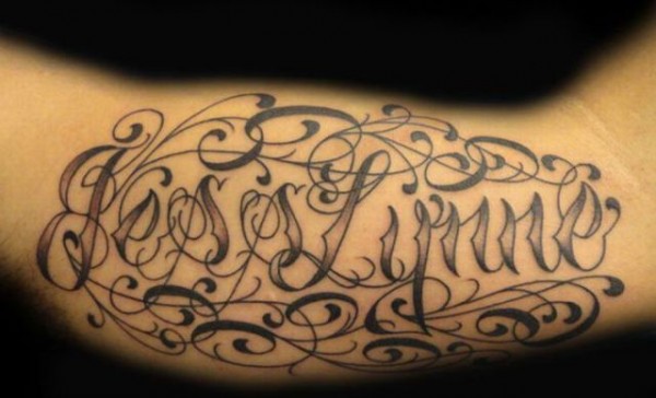 awesome_letter_tattoos_640_02