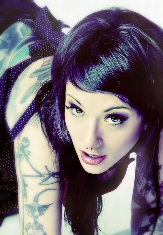 girls_with_tattoos_18