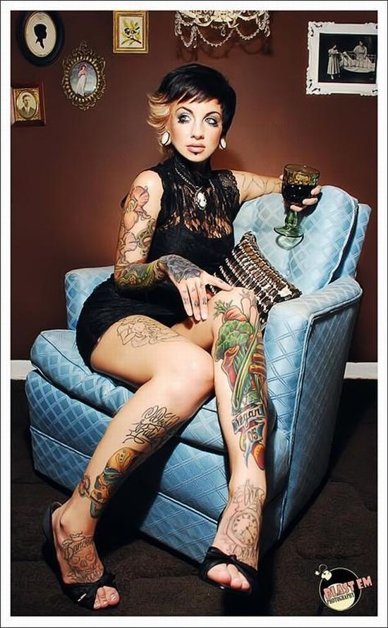 girls_with_tattoos_24