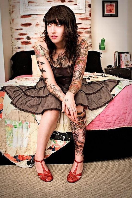 girls_with_tattoos_33