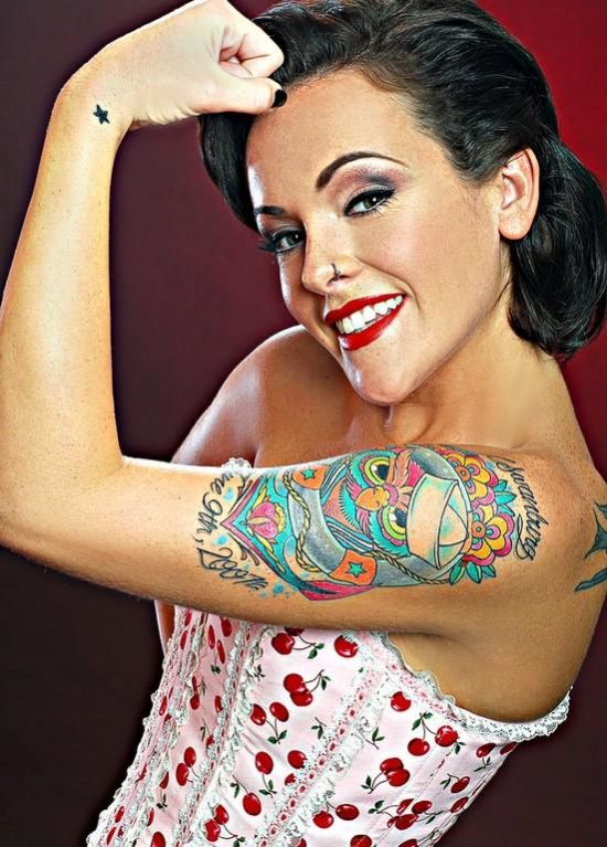girls_with_tattoos_35