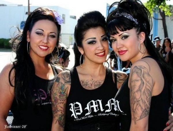 hot_girls_with_tattoos_16