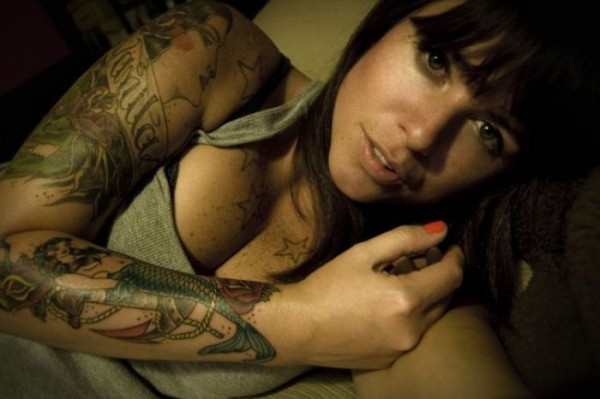 hot_girls_with_tattoos_39
