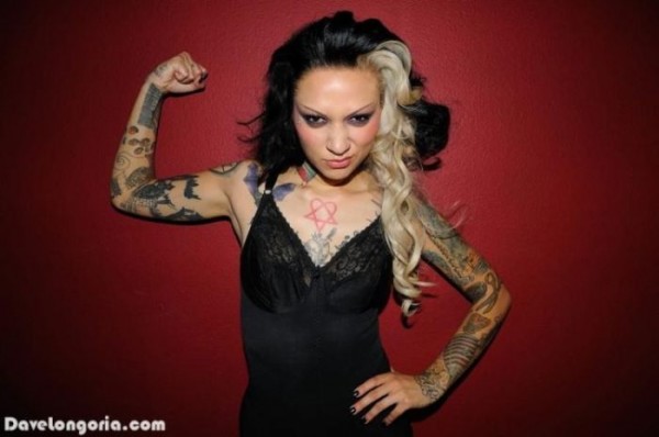 hot_girls_with_tattoos_68