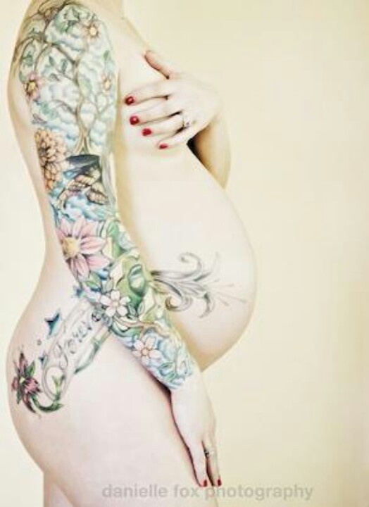 Fotos de grávidas tatuadas 18