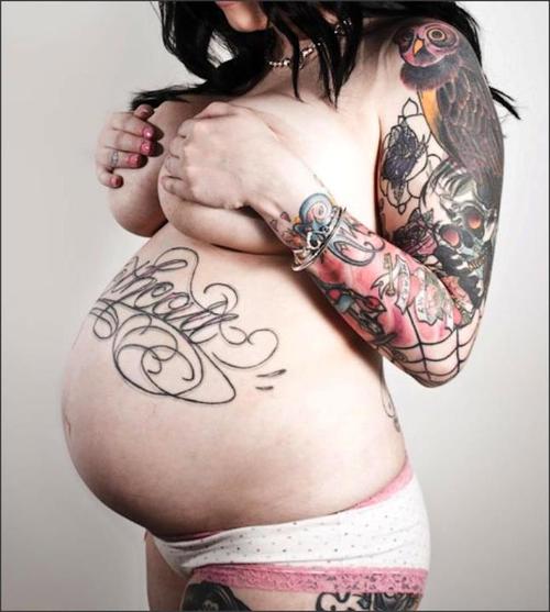 Fotos de grávidas tatuadas 24