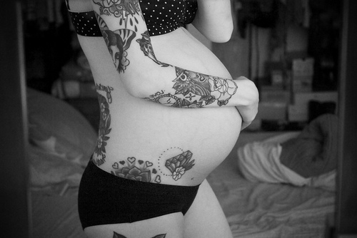 Fotos de grávidas tatuadas 25