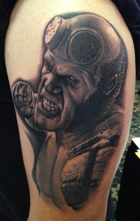 Tatuagens de Hellboy 30