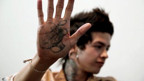 Tatuagens do logo da Apple 03