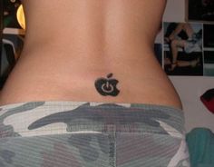Tatuagens do logo da Apple 06