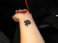 Tatuagens do logo da Apple 19