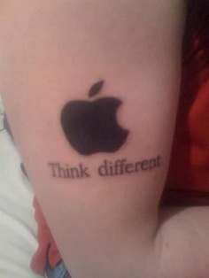 Tatuagens do logo da Apple 20