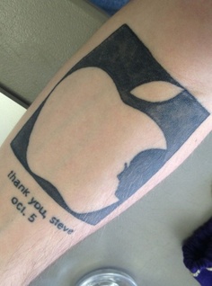Tatuagens do logo da Apple 32