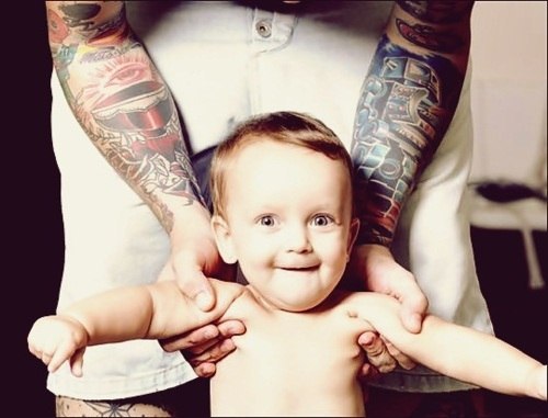 Pais e maes tatuados - Tattooed Parents 11