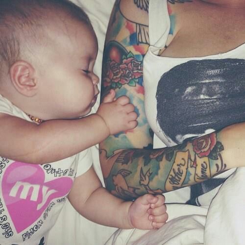 Pais e maes tatuados - Tattooed Parents 17